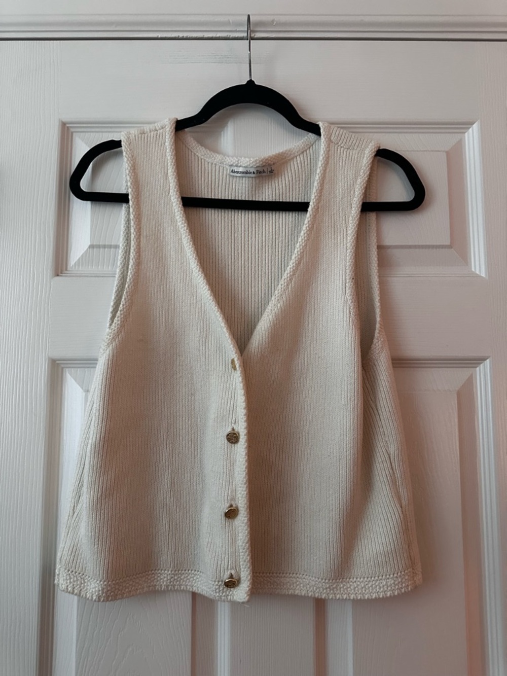 Abercrombie & Fitch Cream Ribbed Knit Vest